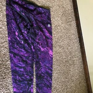 Reebok purple camouflage leggings